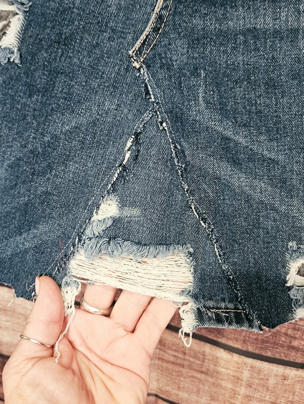 UPCYCLED ☆"ONE KIND DENIM Co." Unique Jean Skirt! W~34" - Picture 5 of 6